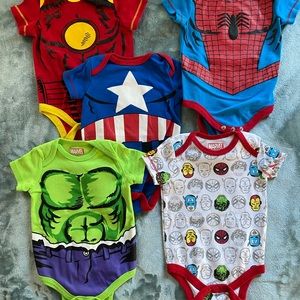 5 piece onesie bundle. Size 3/6M. Never worn.